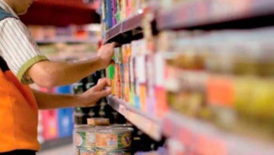 Día del Empleado de Comercio 2025 ¿Los locales pueden abrir? ¿Qué pasa si  trabajo? - Diario Río Negro