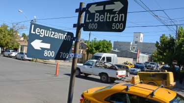 Exceso de velocidad y el uso del celular son parte del peligro en las calles