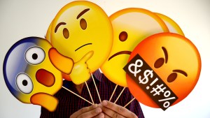 Política en emojis: Godoy negativo con la actualidad de Neuquén