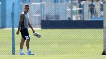 Imagen de Centurión entrena con la reserva de Racing tras el cruce con Coudet
