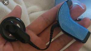 Su hijo perdió el dispositivo con el que escucha y pide ayuda para encontrarlo