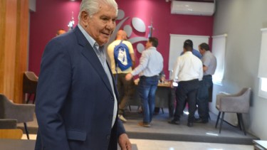 Pereyra  irá a las oficinas de Lopetegui para evitar despidos