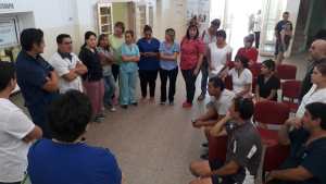 Enfermeros de Roca denuncian “destrato” de parte de la dirección del hospital