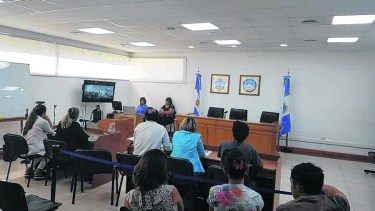 Enojo por la liberación del acusado del crimen de la abuela