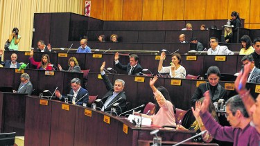 Los partidos necesitarán 1.000 votos más para acceder a una banca en Neuquén