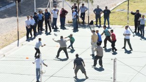 Enseñarán a jugar al rugby a los presos para reducir la reincidencia