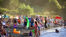 Imagen de Las espectaculares playas del lago Lolog, las más elegidas de San Martín de los Andes