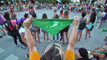 La “marea verde” por el aborto legal volvió a las calles
