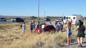 Quiso entrar a la estación de servicio de Arroyito y se encontró con una camioneta