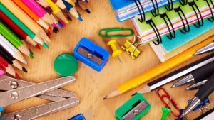 Roca: colectas de útiles en diferentes puntos de la ciudad