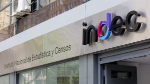 Según el Indec, la actividad industrial bajó un 8,4% en lo que va del año