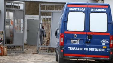 Lo condenaron a una pena en suspenso, volvió a hostigar a su expareja y lo enviaron a prisión