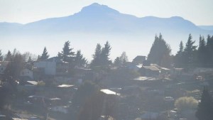 Hartos de los incendios, los dirigentes vecinales exigen el cierre del basural de Bariloche
