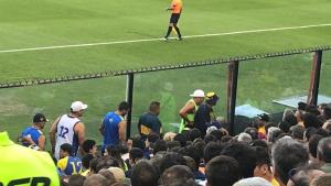 Los socios de Boca denunciaron aprietes de los barras