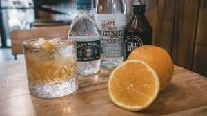 Cócteles de café frío para el after office ofrecen en Roca