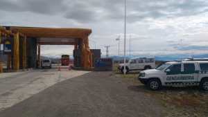 Viajaba en un colectivo con cinco kilos de marihuana y lo detuvieron en El Calafate