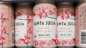 ¿Te animás a probar el vino en lata?