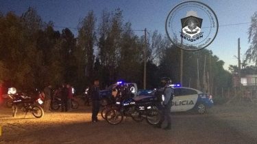 En un operativo policial encontraron a dos personas buscadas por la justicia