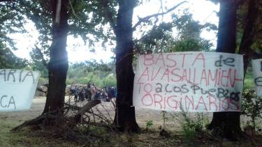 Denuncian venta de tierras públicas que reclama una comunidad mapuche