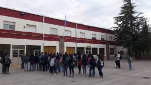 Roca: Así comenzó el ciclo lectivo para la comunidad educativa del CEM 9