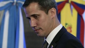 Expectativa por el destino de Guaidó, tras su partida de Ecuador