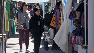 La icónica feria artesanal de Neuquén festeja 29 años: habrá cortes en las calles del centro