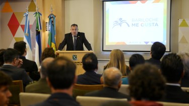 Gennuso anunció un “ambicioso plan” para reconvertir el basural