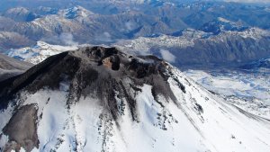 Desde ayer se registran explosiones en el volcán Nevados de Chillán