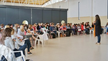 Petroleras lanzan programas de apoyo educativo en Neuquén