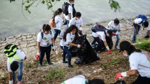 La tendencia #TrashTag se replicará en el río de Roca