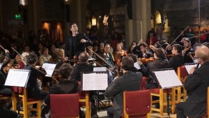 La Filarmónica de Río Negro se presenta en Bariloche con Ángel Mahler