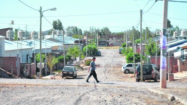 Volvieron a robar en la sede de la comisión vecinal de Cuenca XV, en Neuquén. (Foto: Yamil Regules).