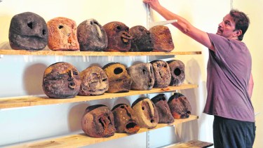 Tomás Espina en el MNBA Neuquén: equilibrio entre el delirio y la razón