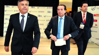 Otra fuerte suba de tasas hizo caer casi un 3 % el dólar, hasta los $42,20