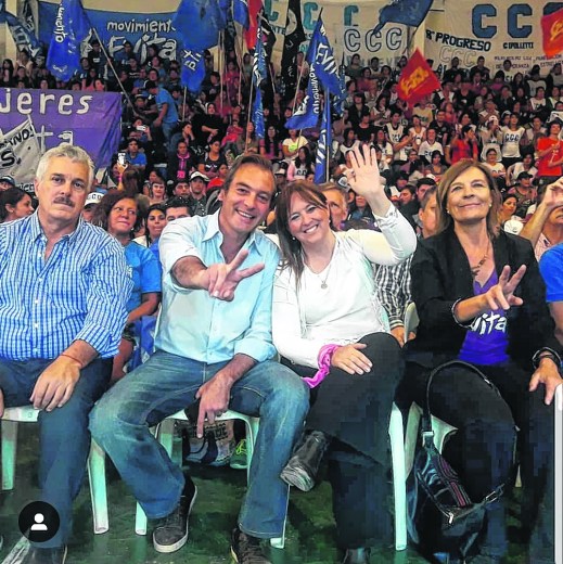 Soria y Odarda ayer en el acto con movimientos sociales en Roca. Foto: gentileza 