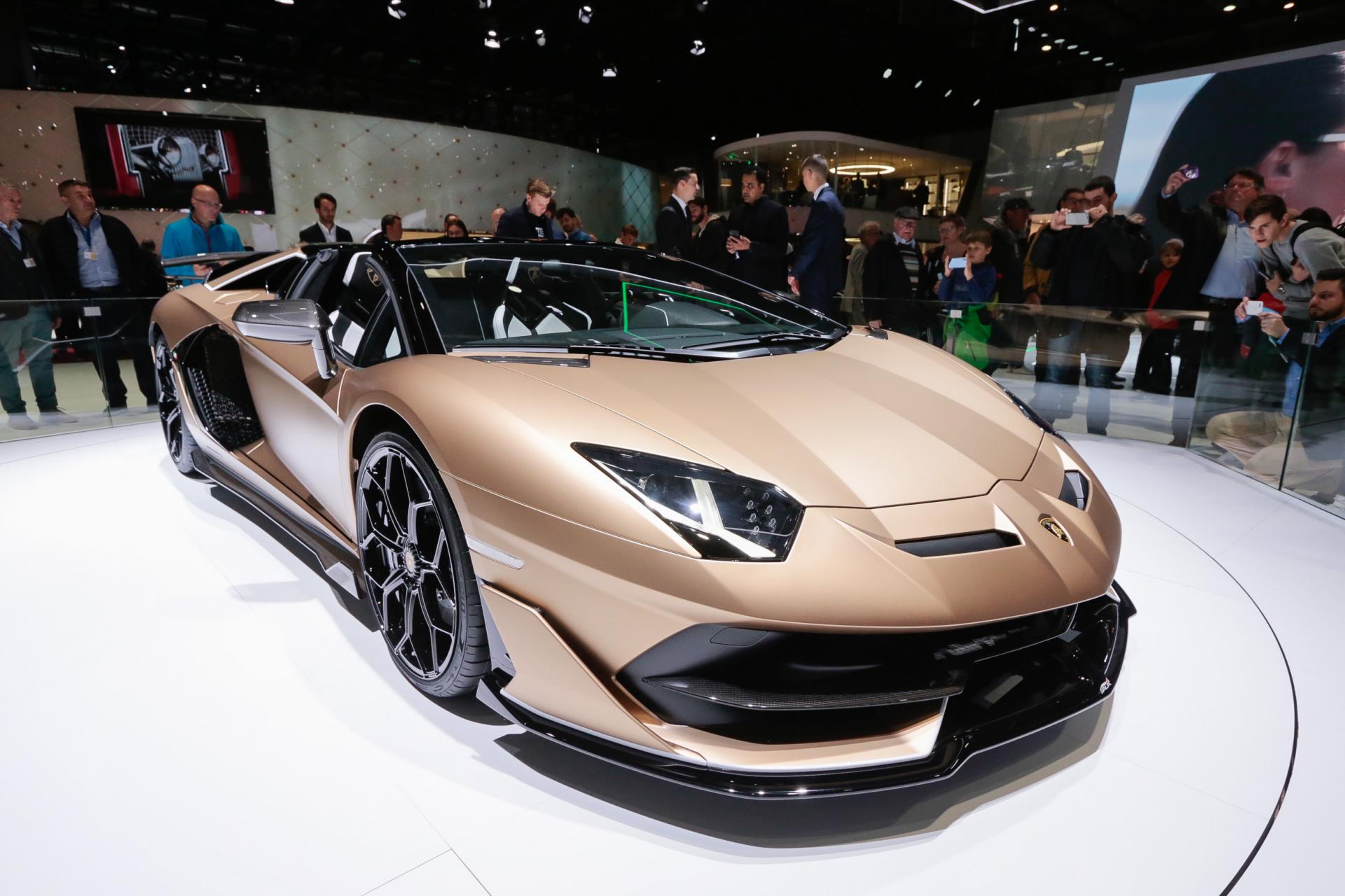 двигатель ламборгини sesto elemento. свечи ламборгини. Lamborghini gallardo двигатель. Lamborghini christmas tree. мотор v12 lamborghini aventador.