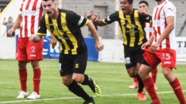 Roca perdió con Madryn por goleada