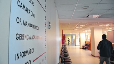 Esta mañana comenzó el juicio contra el ginecólogo de Roca que prestaba servicios en el Sanatorio Juan XXIII. foto: archivo.