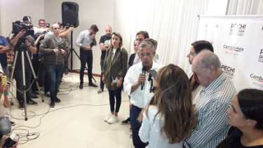 Quiroga felicitó a Gutiérrez y consideró que fue «una elección limpia»