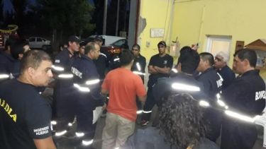 Tras la toma de un cuartel, la Federación de Bomberos fue intervenida