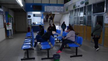 Los profesionales de la Salud realizan paro por 24 horas en los consultorios externos del sistema público. (Mauro Pérez).-