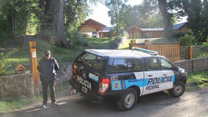 Allanan vivienda en La Angostura por el caso Daniel Muñoz: habría detenidos