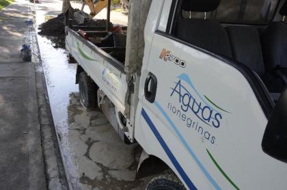 Aguas Rionegrinas retiró una bomba que afecta el servicio de agua potable. Archivo