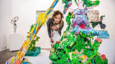 Art Dubai: cómo es por dentro la feria de arte más lujosa del mundo