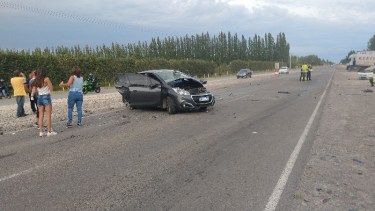 Ruta 22: un hombre está en terapia intensiva tras protagonizar un fuerte choque