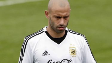 Mascherano aprovechó un tweet de Ginóbili para tirar un dardo de Selección