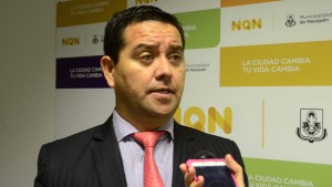 Condenan a un exempleado municipal y a tres policías por filtrar datos sobre allanamientos