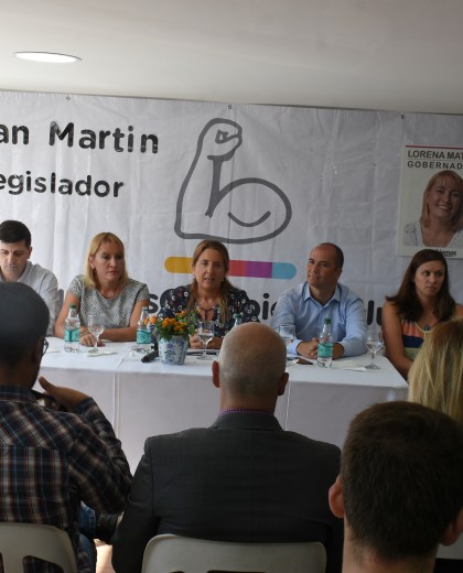 Los candidatos provinciales fueron acompañados por la diputada Najul, exministra de Salud de Mendoza.