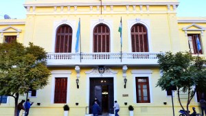 Este jueves será «día no laborable» en Viedma