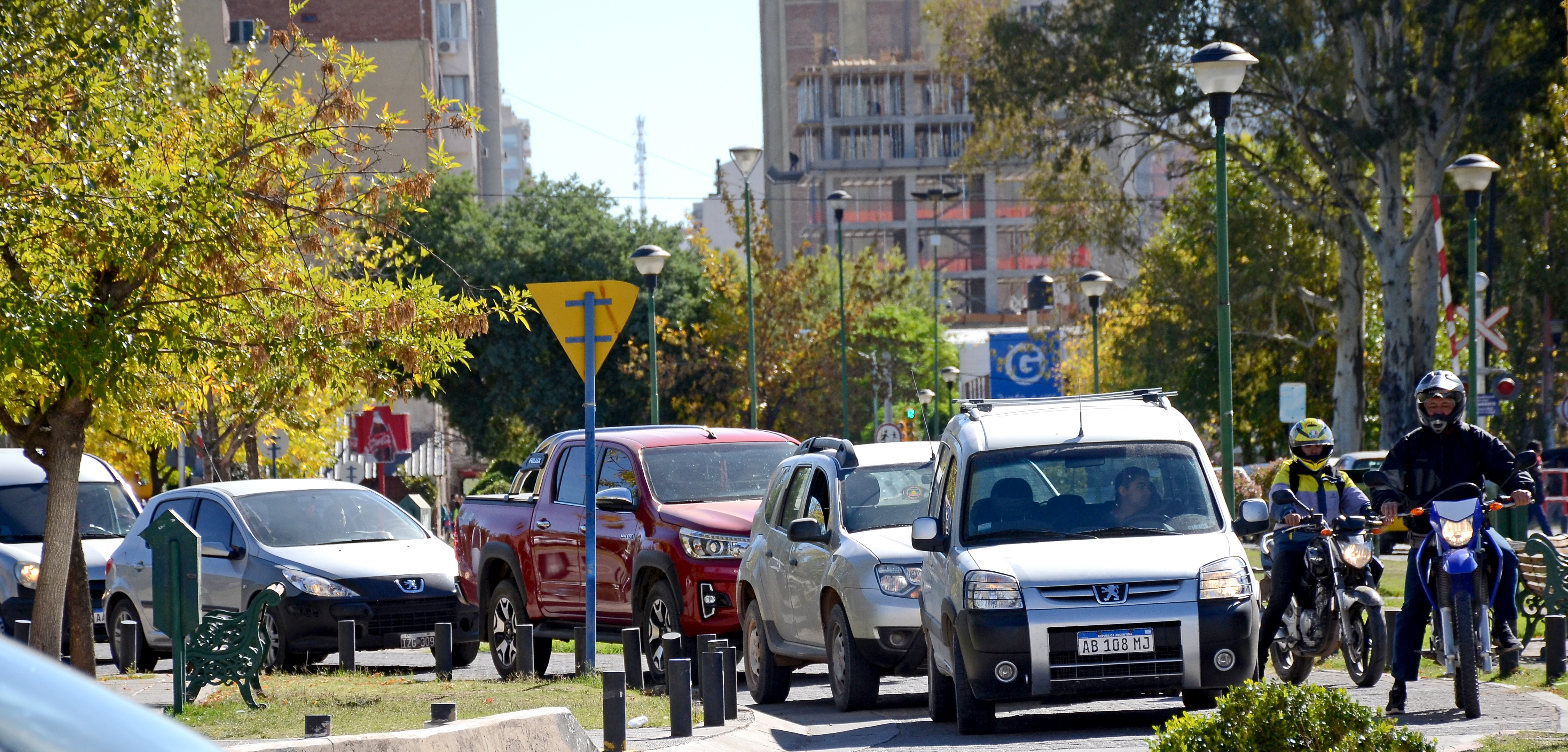 Una de las medidas posibles es que la avenida se convierta en una calle de tránsito recreativo, similar a las del Parque Central (Mauro Pérez).-